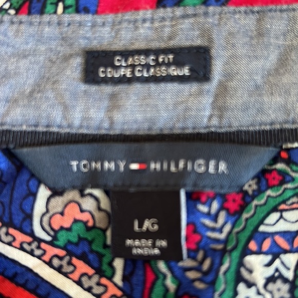 Tommy Hilfiger Classic Fit LS Cotton Paisley Button Front Blouse Sz Large - Picture 9 of 10
